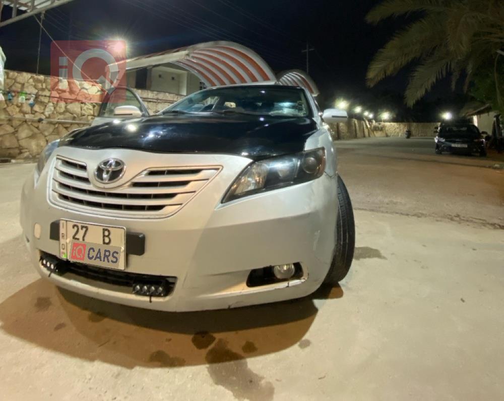 تۆیۆتا کامری